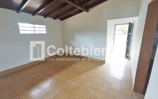 Casa lote para arriendo sobre la autopista Medellín-Bogotá