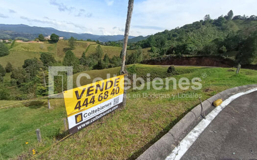 Venta de lote en condominio de El Retiro-Antioquia