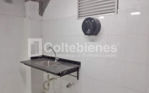 Arriendo de bodega en Variante a Caldas