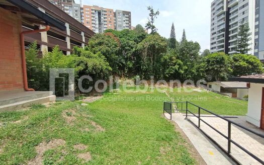 Arriendo de casa lote en Envigado