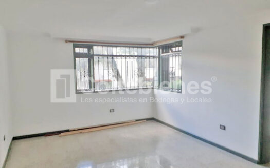 Arriendo de casa en Medellín-La Almería