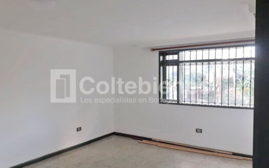 Arriendo de casa en Medellín-La Almería