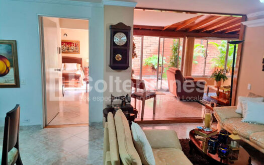 Venta de apartamento en La Aguacatala-Medellín