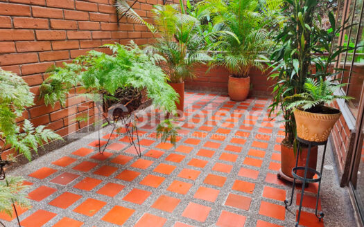 Venta de apartamento en La Aguacatala-Medellín