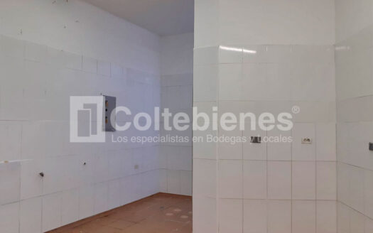 Arriendo de local en el Centro Comercial Premium Plaza-Medellín