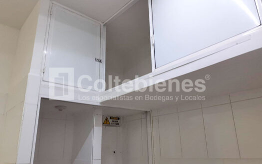 Arriendo de local en el Centro Comercial Premium Plaza-Medellín