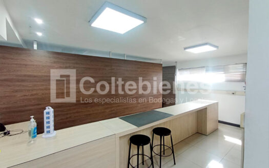 Casa comercial para arriendo/venta en La Aguacatala-Medellín