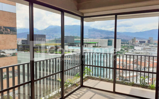 Arriendo de apartaestudio en Ciudad del Río-Medellín