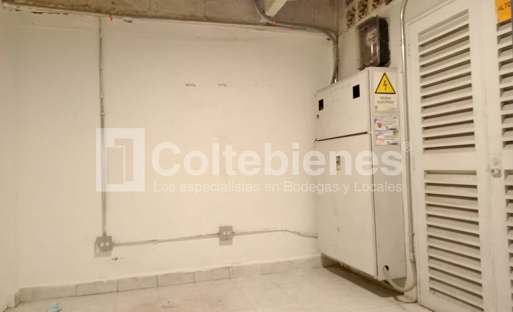 BODEGA-495-41319_15