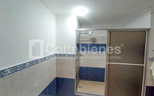 Arriendo/venta de casa comercial en Guayabal-Medellín