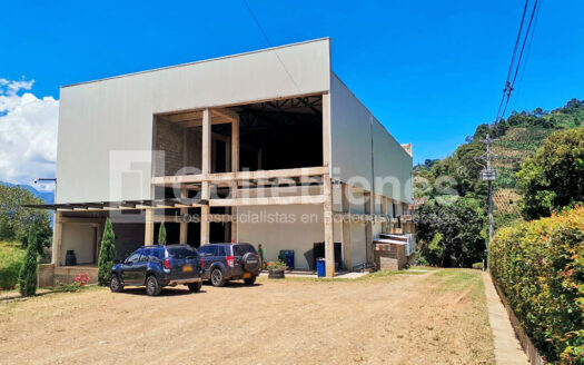 Bodega en arriendo/venta en Jardín-Antioquia