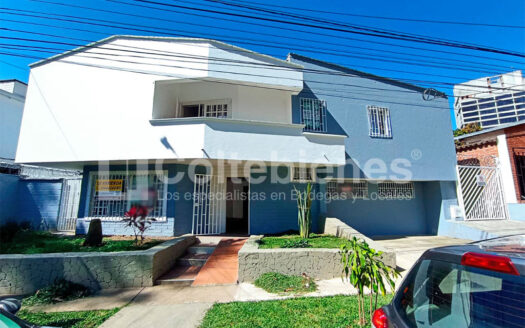 Casa comercial en arriendo en Patio Bonito-Medellín