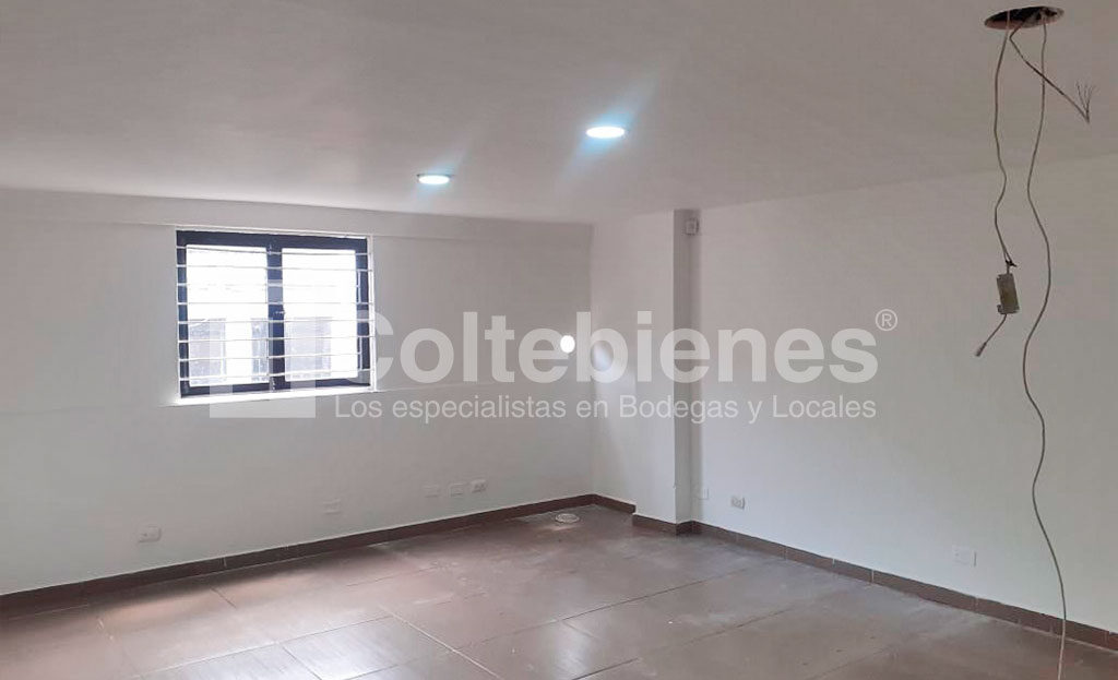 BODEGA-495-41478_12