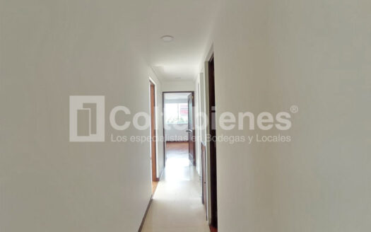 Apartamento en arriendo en El Poblado-Medellín