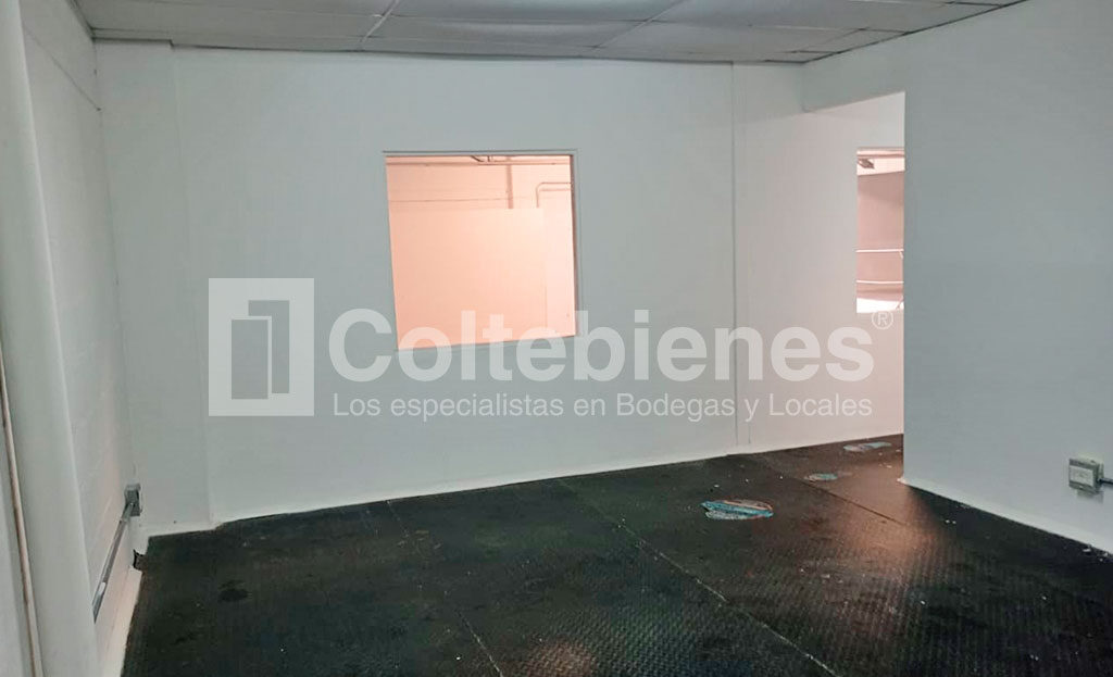 BODEGA-495-41511_16