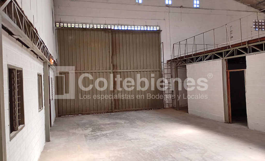 BODEGA-495-41512_12