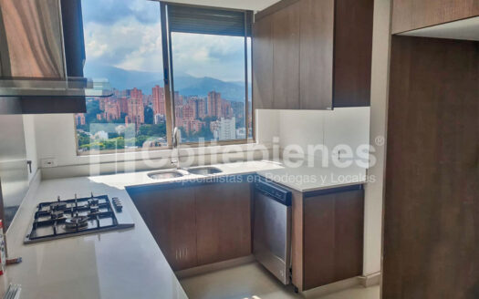 Apartamento en arriendo en El Poblado-Medellín