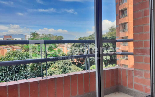 Apartamento en arriendo en Loma San Julián-El Poblado