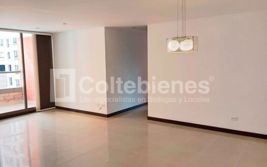 Apartamento en arriendo en La Aguacatala-Medellín