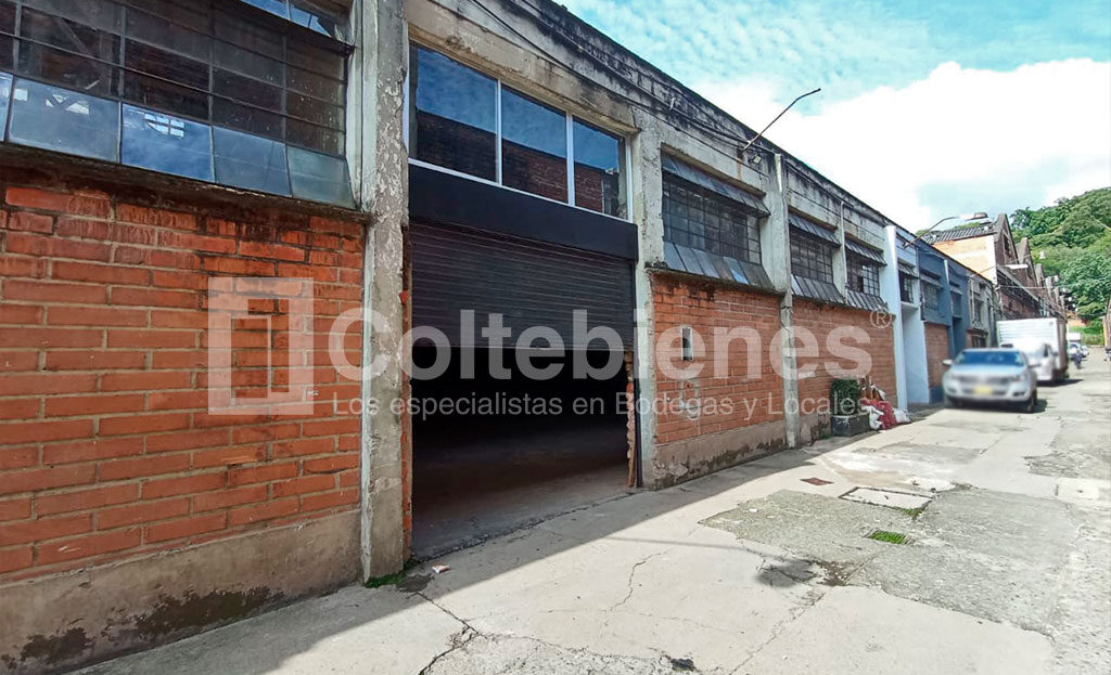 BODEGA-495-41558_11