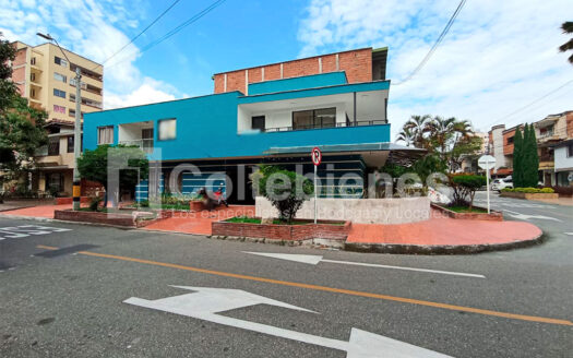 Oficina en arriendo en Los Colores-Medellín