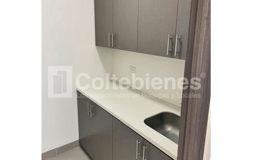 Oficina en arriendo en El Poblado-Medellín