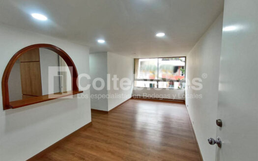 Apartamento en arriendo en Manila-El Poblado