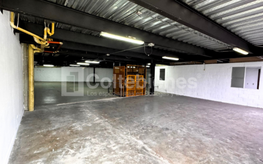 Bodega en arriendo en Sabaneta-Antioquia