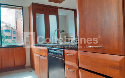 Apartamento en arriendo en El Poblado-Medellín