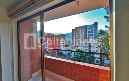 Apartamento dúplex en arriendo en Envigado-Antioquia