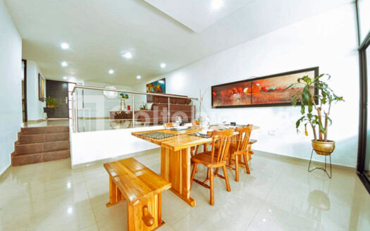Casa amoblada en arriendo en El Poblado-Medellín