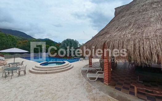 Finca en venta en la vereda Popalito-Barbosa