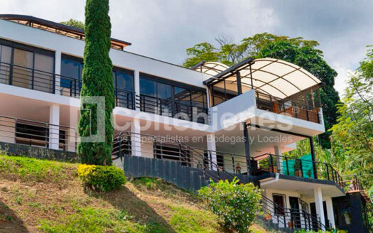 Finca en arriendo/venta en El Cabuyal-Copacabana