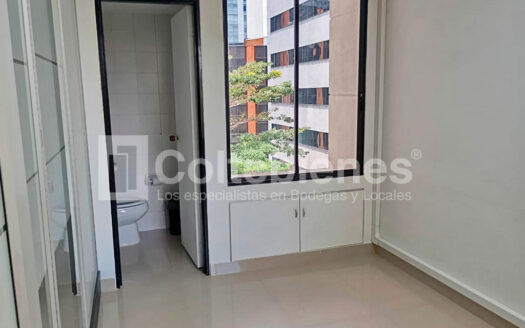 Oficina en arriendo en El Poblado-Medellín
