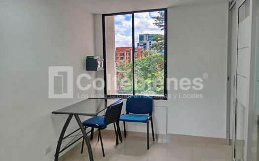 Oficina en arriendo en El Poblado-Medellín