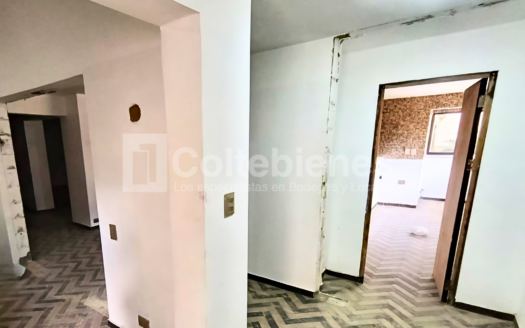 Casa comercial en arriendo en Patio Bonito-El Poblado
