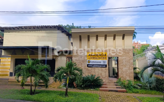 Casa comercial en arriendo en Patio Bonito-El Poblado