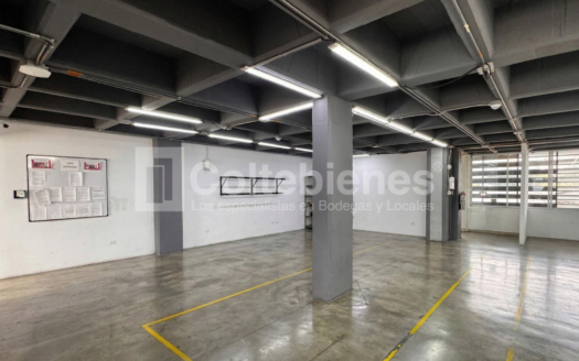 Oficina amplia en arriendo en Itagüí-Antioquia