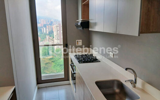 Arriendo de apartamento en Altos del Poblado-Medellín