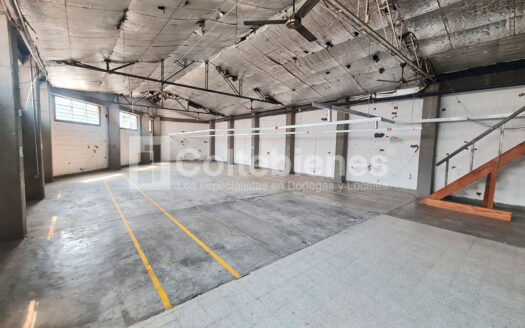 Bodega de 330 m² en arriendo en Barrio Colombia-Medellín