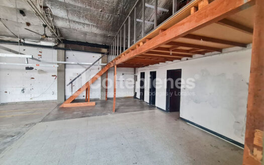 Bodega de 330 m² en arriendo en Barrio Colombia-Medellín