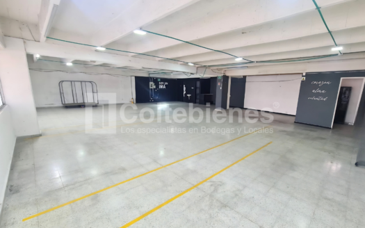 Arriendo de bodega en el Centro de la Moda-Itagüí