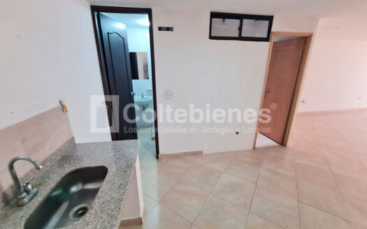 Local comercial en arriendo en Calle Larga-Sabaneta
