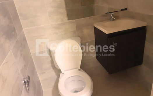 Local en arriendo en centro comercial de El Rodeo-Guayabal